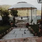Alemi' Отель типа 