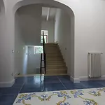Alemi' Отель типа 