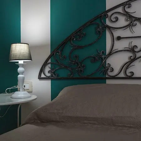 Alemi' Bed & Breakfast Rivello